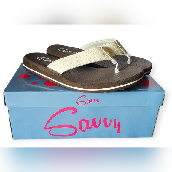 Savvy Triton Flip Flops 7 White Yoga Matt Sandals Brand New - Picture 1 of 5